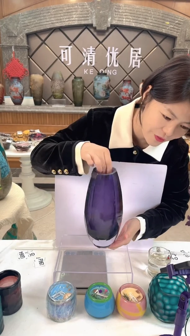 【闪购商品】琉璃手工艺品高26口5，结晶点