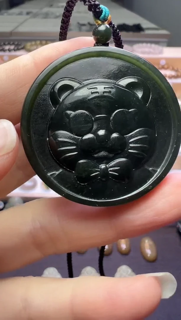 颈饰未镶嵌和田玉54号链接