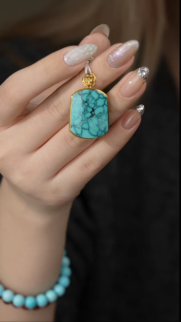 【闪购商品】绿松石吊坠18K金镶嵌W05（多样性发一件）