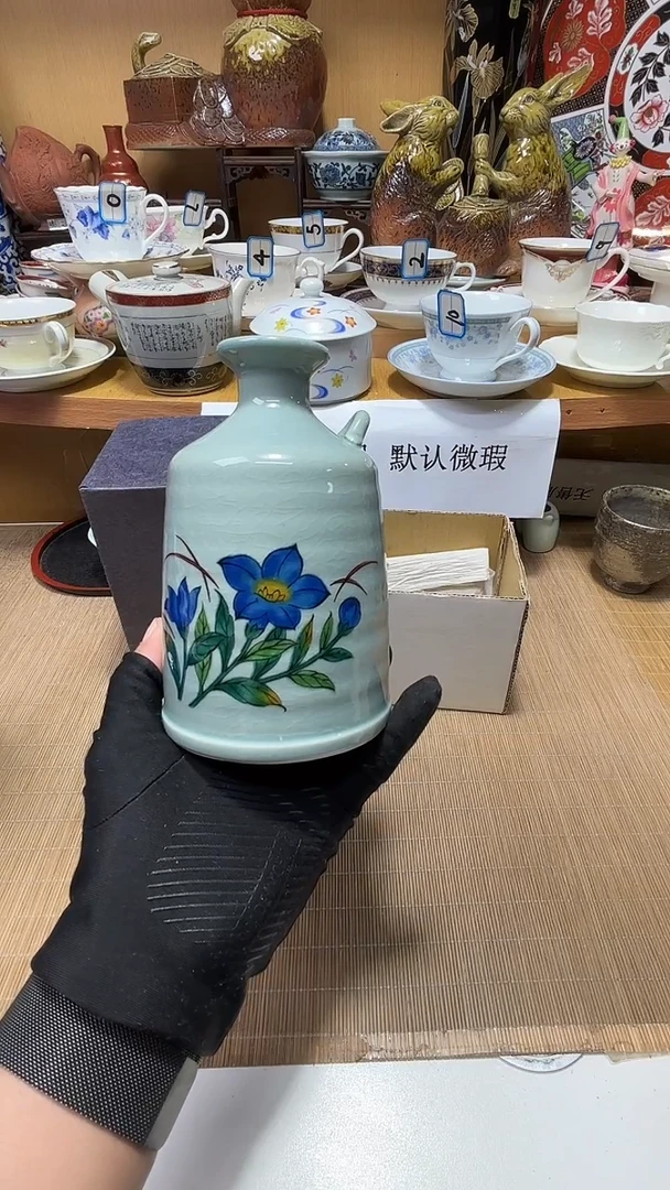 L***瑜中古货品默认微瑕