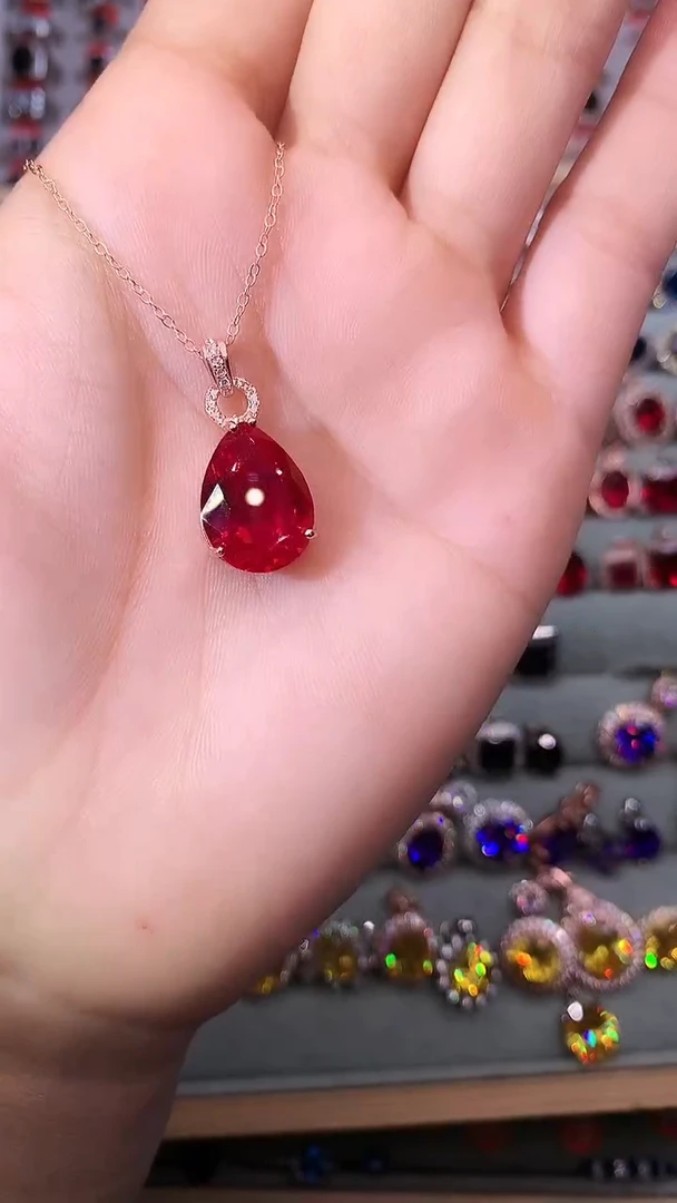 【闪购商品】红宝石吊坠(赠链)银S925镶嵌1111111