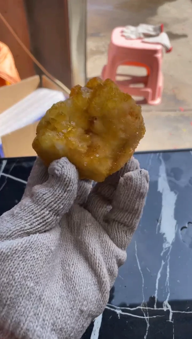【闪购商品】黄晶原石未镶嵌天然黄水晶原石摆件