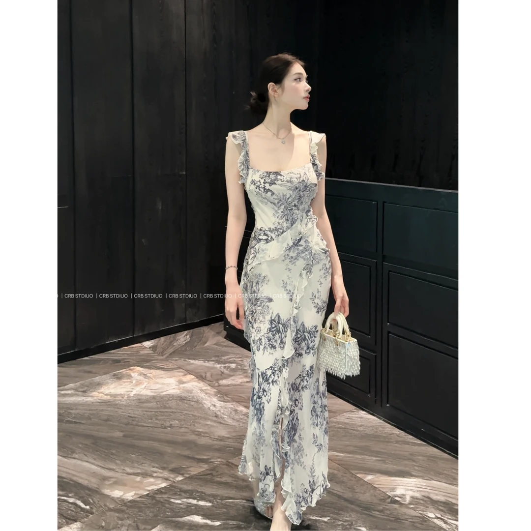 现货【春日部】法式荷花收腰方领碎花吊带连衣裙0835