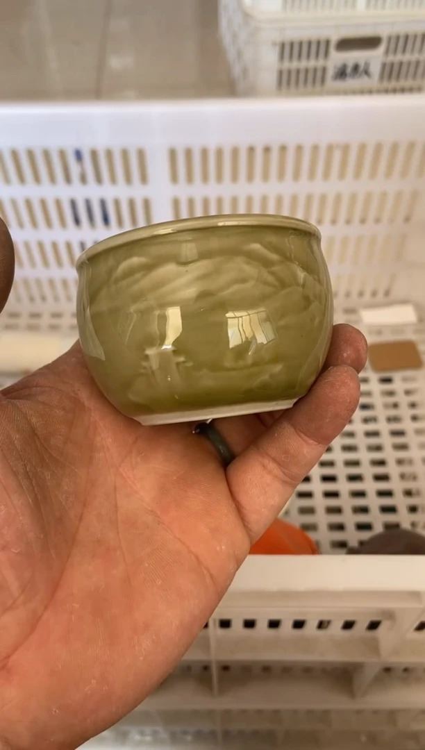 无运费险有瑕疵的摄影的产品有使用过的痕迹有点脏介意勿拍