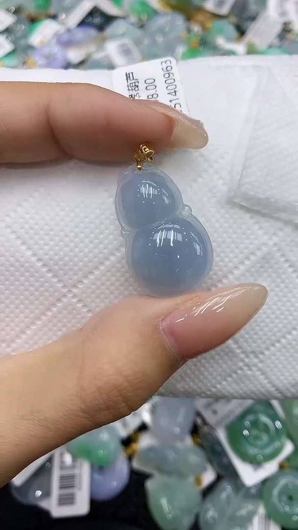 翡翠18K金镶嵌颈饰111111111111