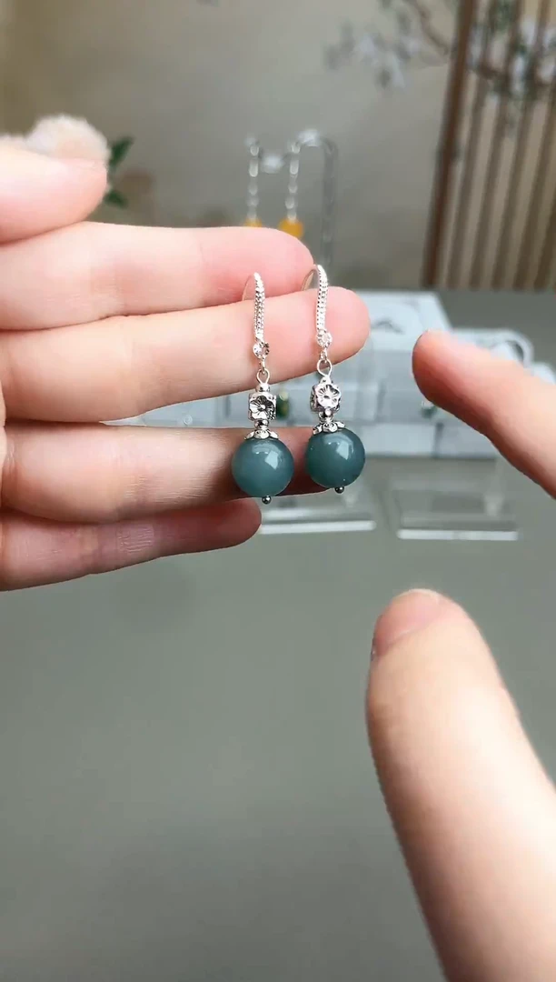 未镶嵌石英质玉（天山翠）耳饰435