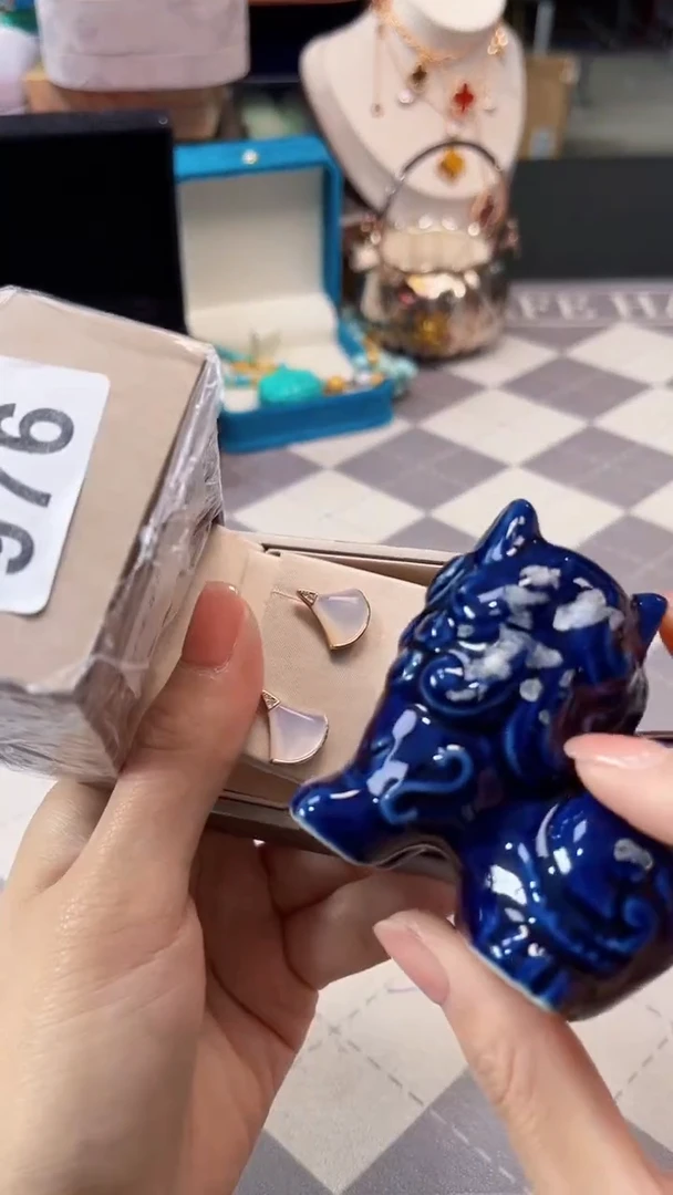 瓷片陶茶666文玩周边多人