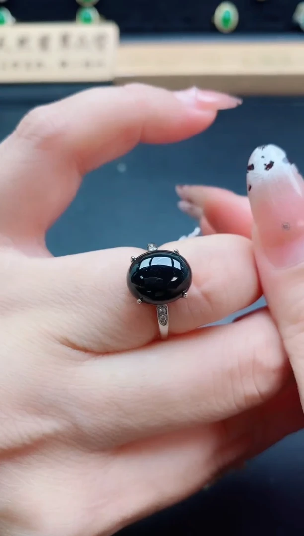 银S925镶嵌戒指翡翠1