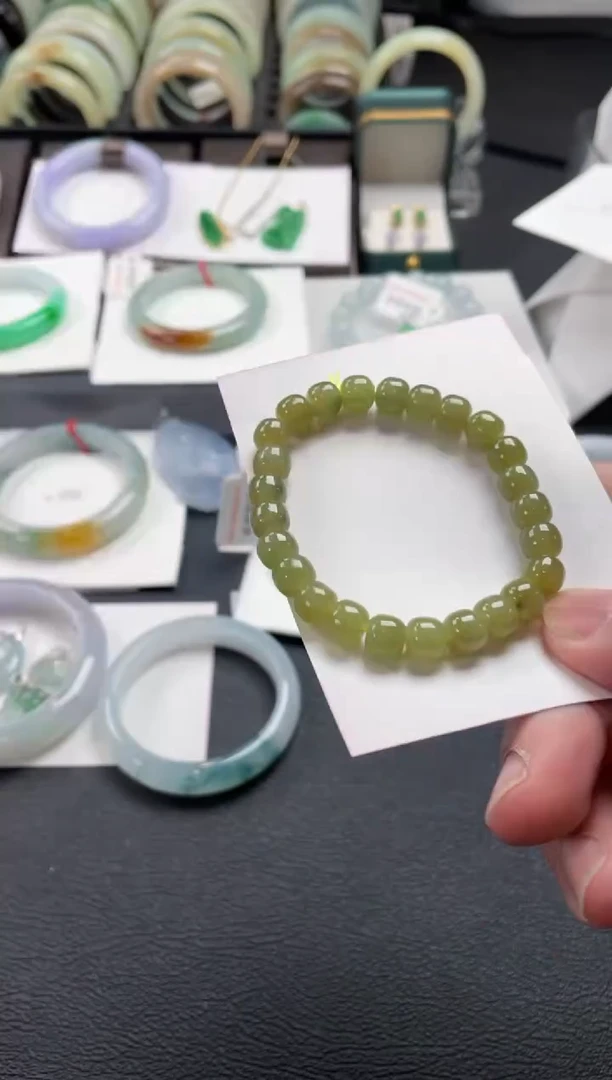 【闪购商品】和田玉手链未镶嵌有纹裂