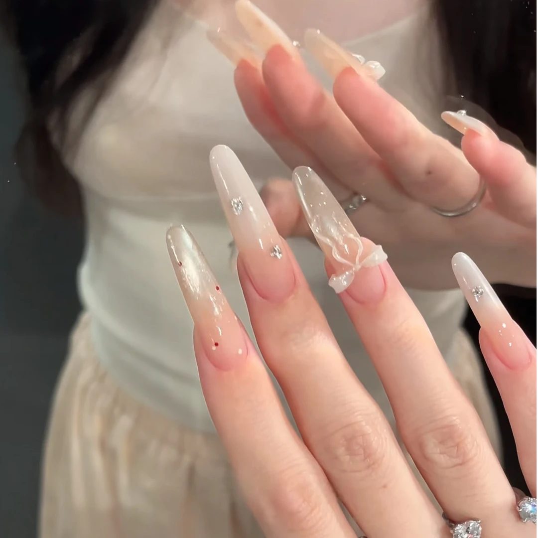 【夏日波点】夏日可爱蝴蝶结显白法式手工穿戴甲春夏氛围感美甲贴片