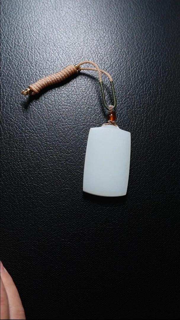 【闪购商品】和田玉颈饰未镶嵌无事牌