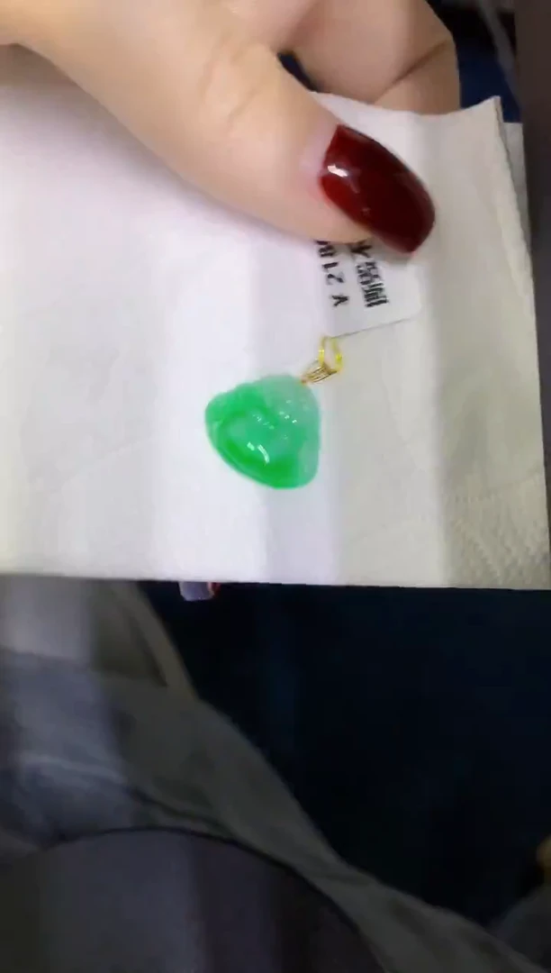 颈饰18K金镶嵌翡翠缅甸天然翡翠A货