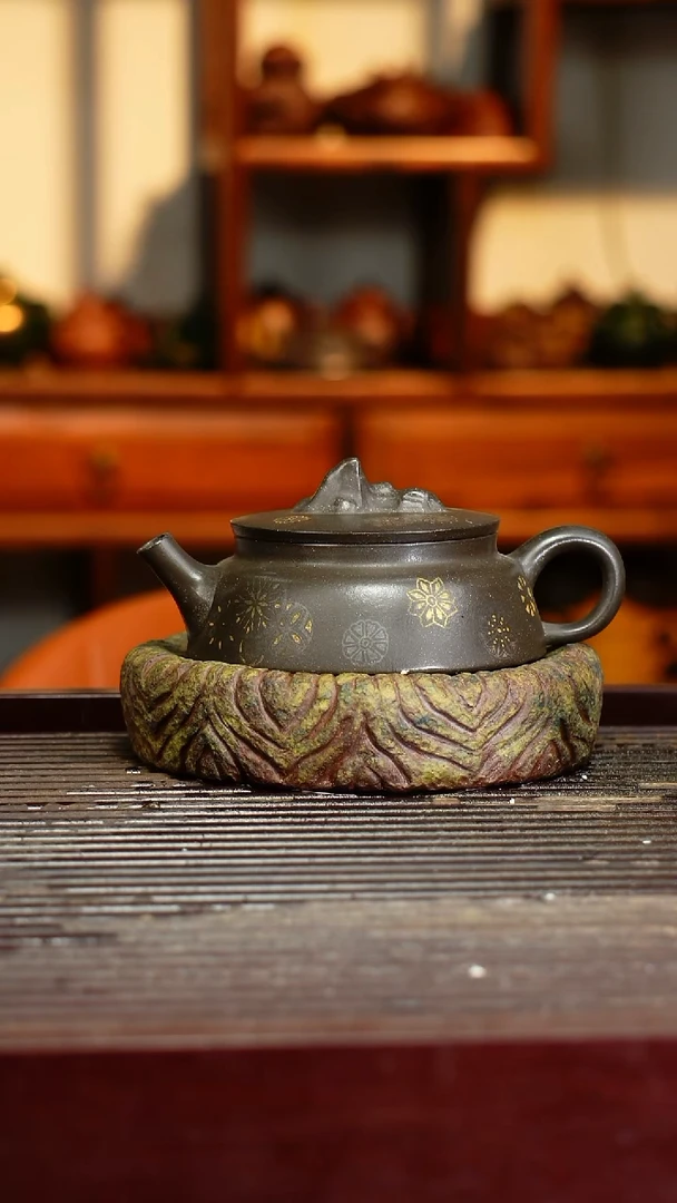 宜兴原矿紫砂壶茶壶宜兴原矿紫砂壶茶壶150C