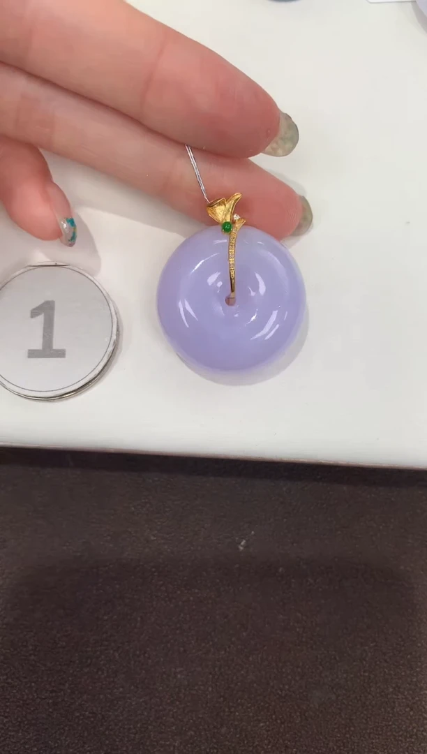 颈饰18K金镶嵌翡翠天然缅甸A货翡翠