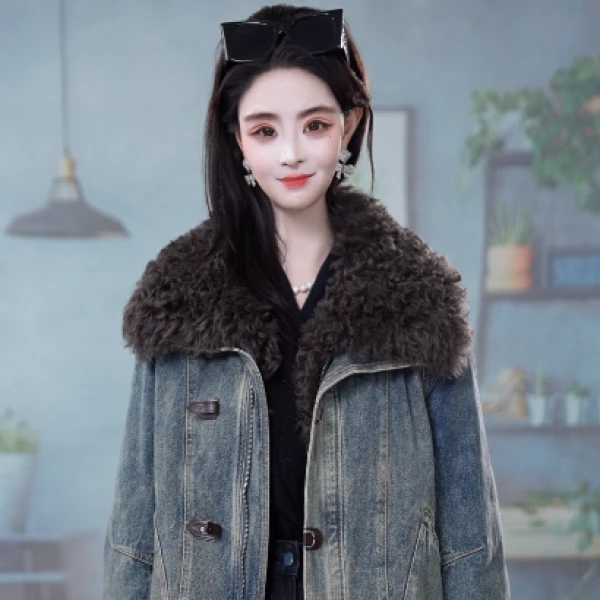 时尚高级大毛领设计感减龄牛仔外套羽绒服M-3XL