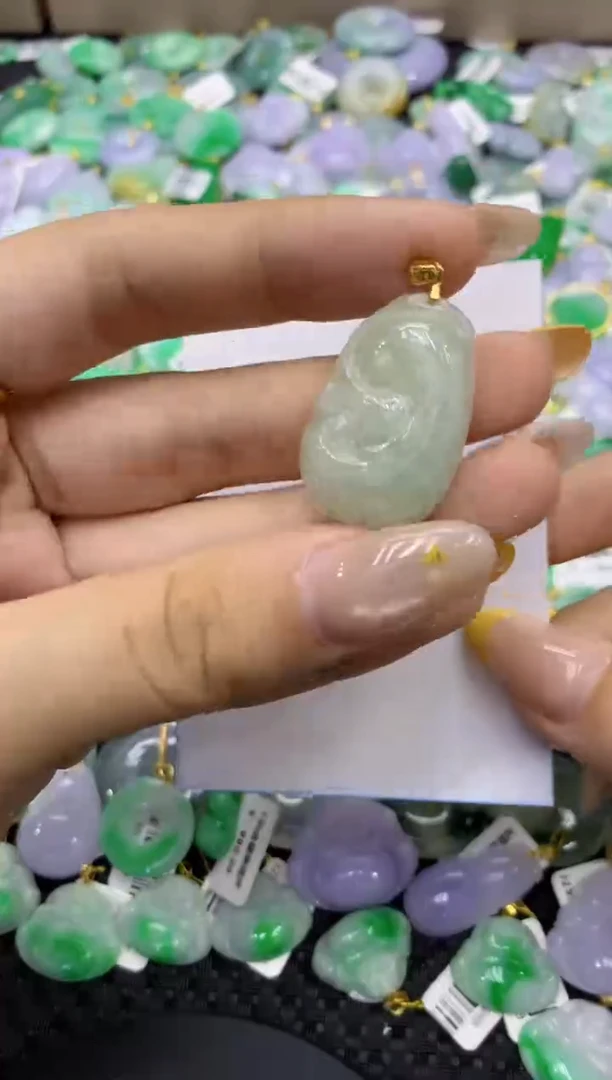 颈饰未镶嵌翡翠天然缅甸翡翠A货