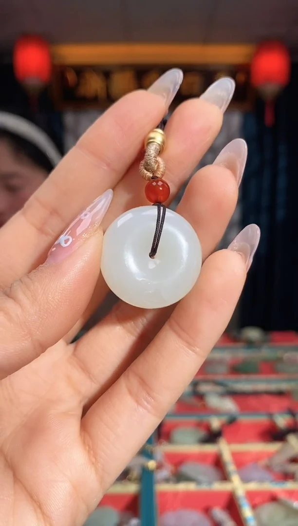 【闪购商品】和田玉颈饰未镶嵌扣