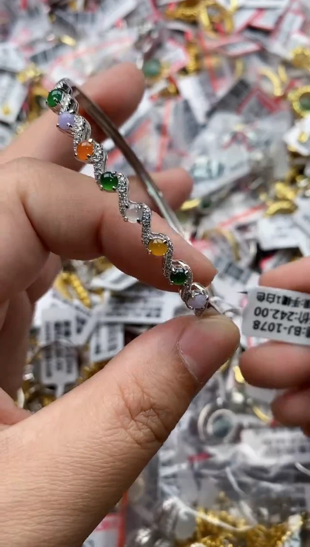 【闪购商品】翡翠戒指银S925镶嵌55555---1+++