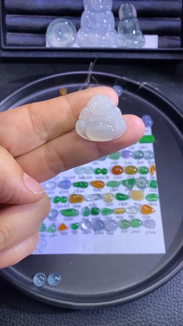 未镶嵌挂件翡翠佛公