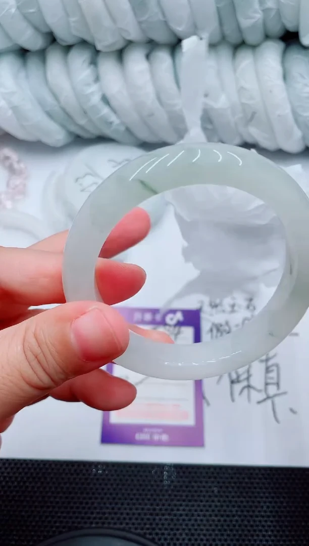 石英质玉手镯未镶嵌F94-56-57