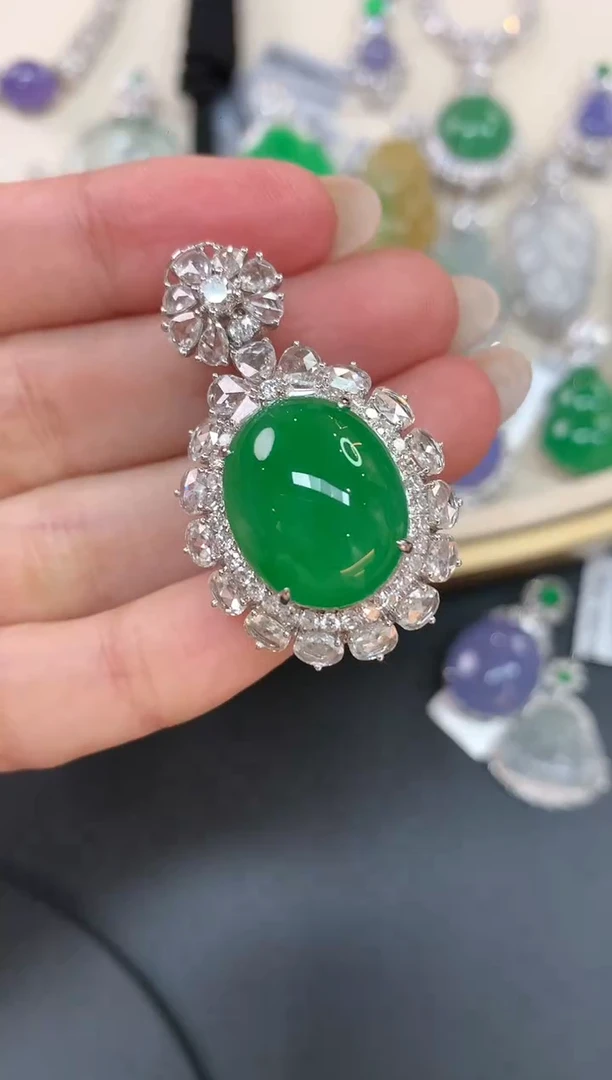 【闪购商品】翡翠吊坠(不含链)18K金镶嵌A78|198000