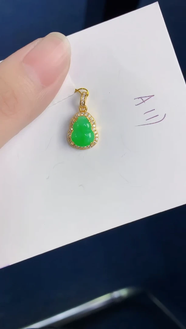 颈饰未镶嵌翡翠天然翡翠缅甸A货