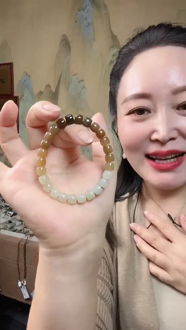 颈饰未镶嵌和田玉且末糖手串