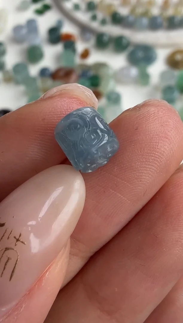 定制翡翠未镶嵌危料6.6*5.8筒珠150+15