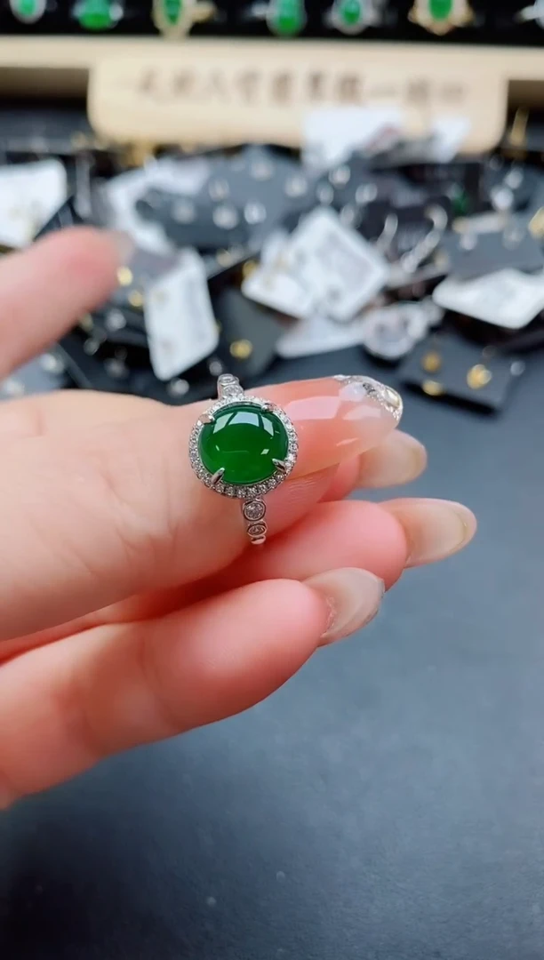 银S925镶嵌戒指翡翠1
