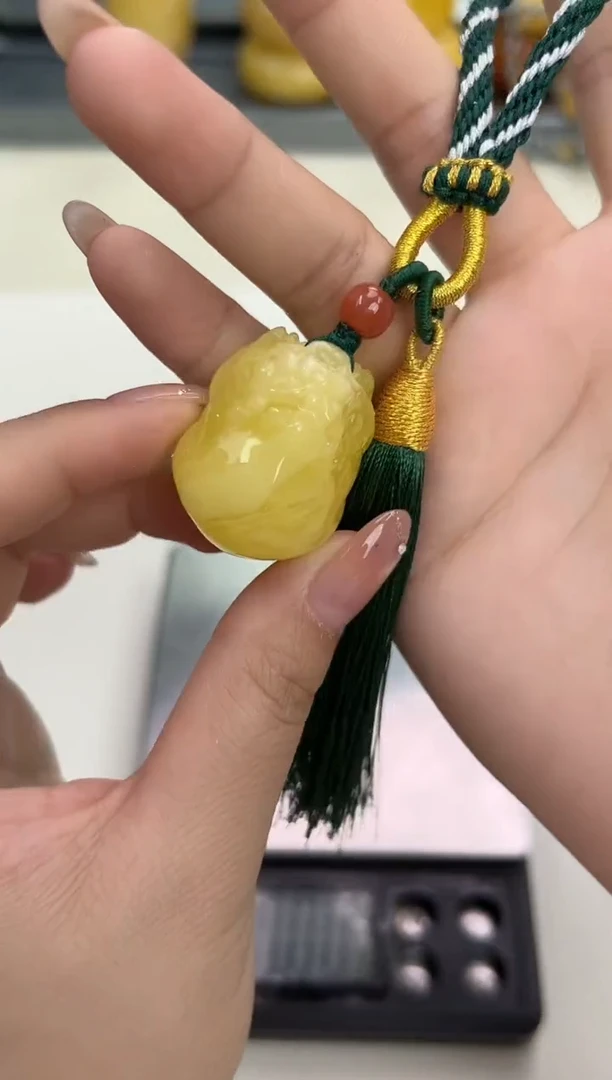 裸石琥珀未镶嵌琥珀蜜蜡吊坠