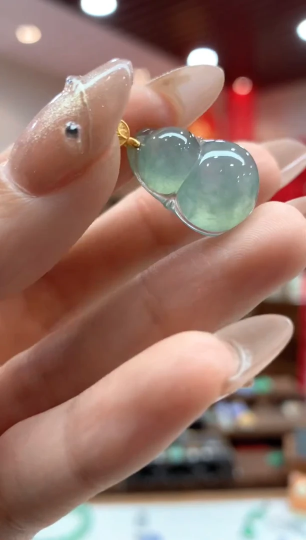 【闪购商品】翡翠吊坠(不含链)18K金镶嵌葫芦