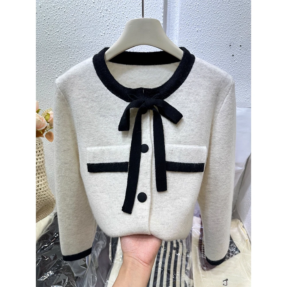 2025秋冬季新款假口袋款小香风设计感蝴蝶结毛呢针织衫外套