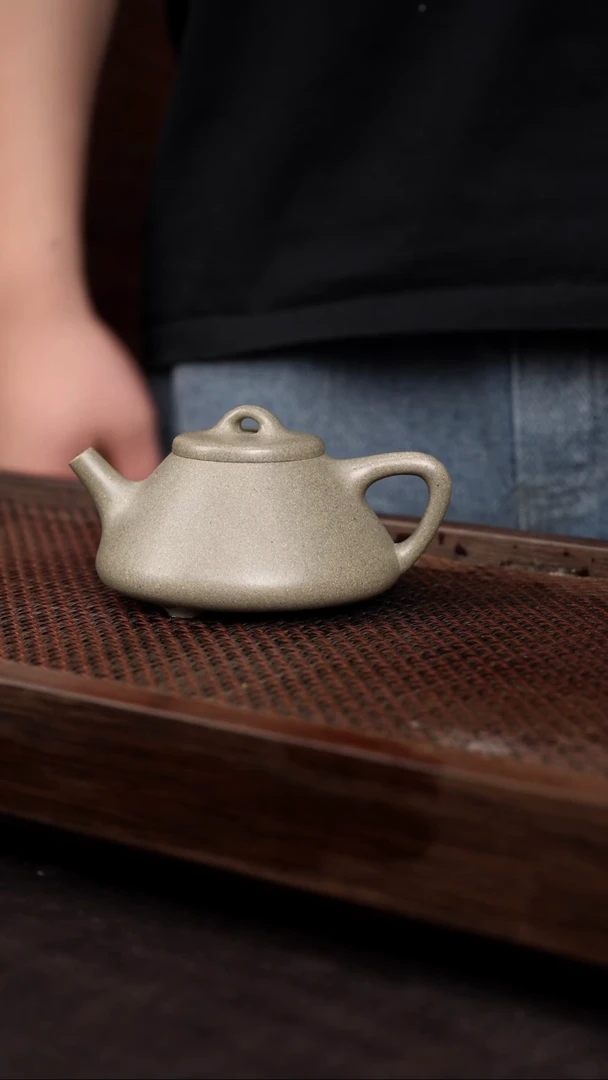 【闪购商品】紫砂茶壶青段子冶