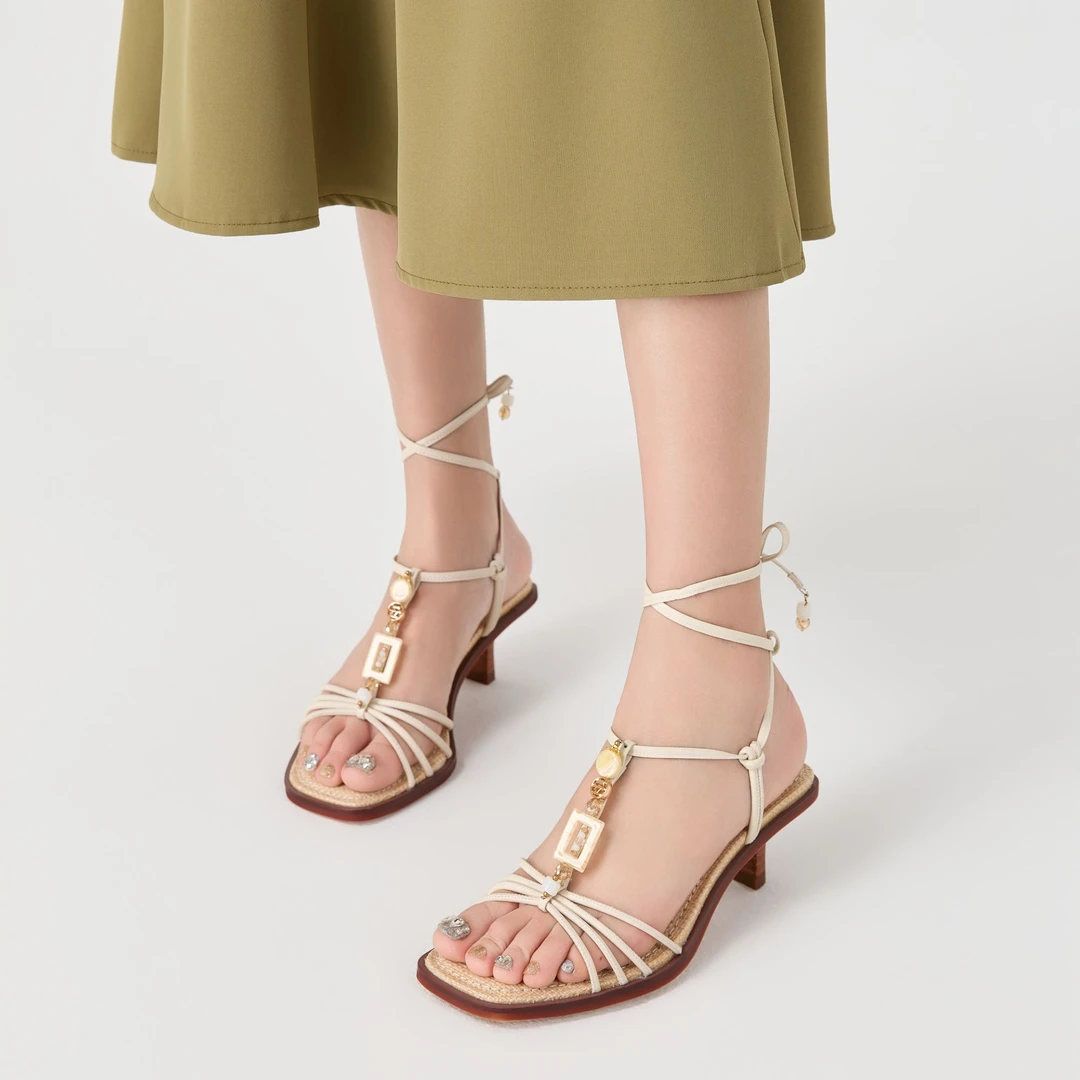 【德芙琳】罗马风高跟厚底凉鞋2025春季新款欧若风