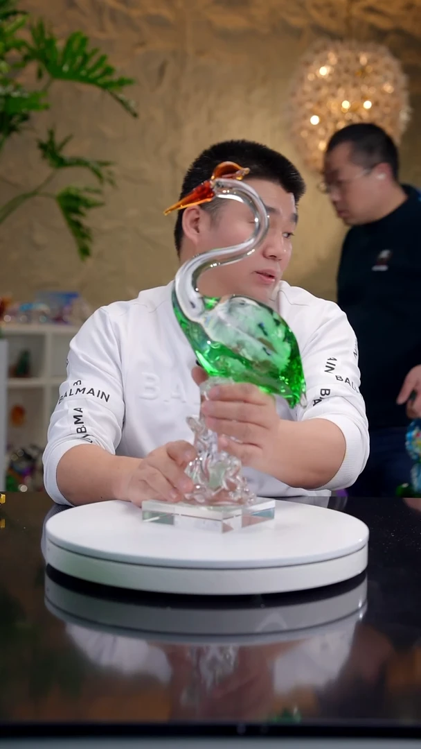 摆件祖母绿色设计款仙鹤摆件