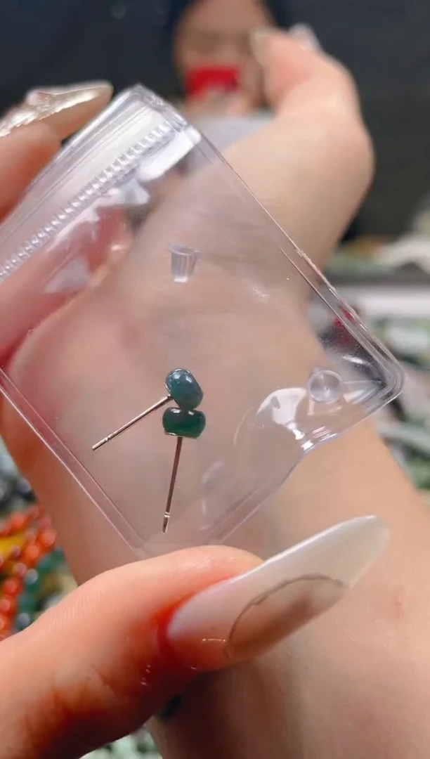 【闪购商品】翡翠颈饰未镶嵌/U/翡翠A货一图一物