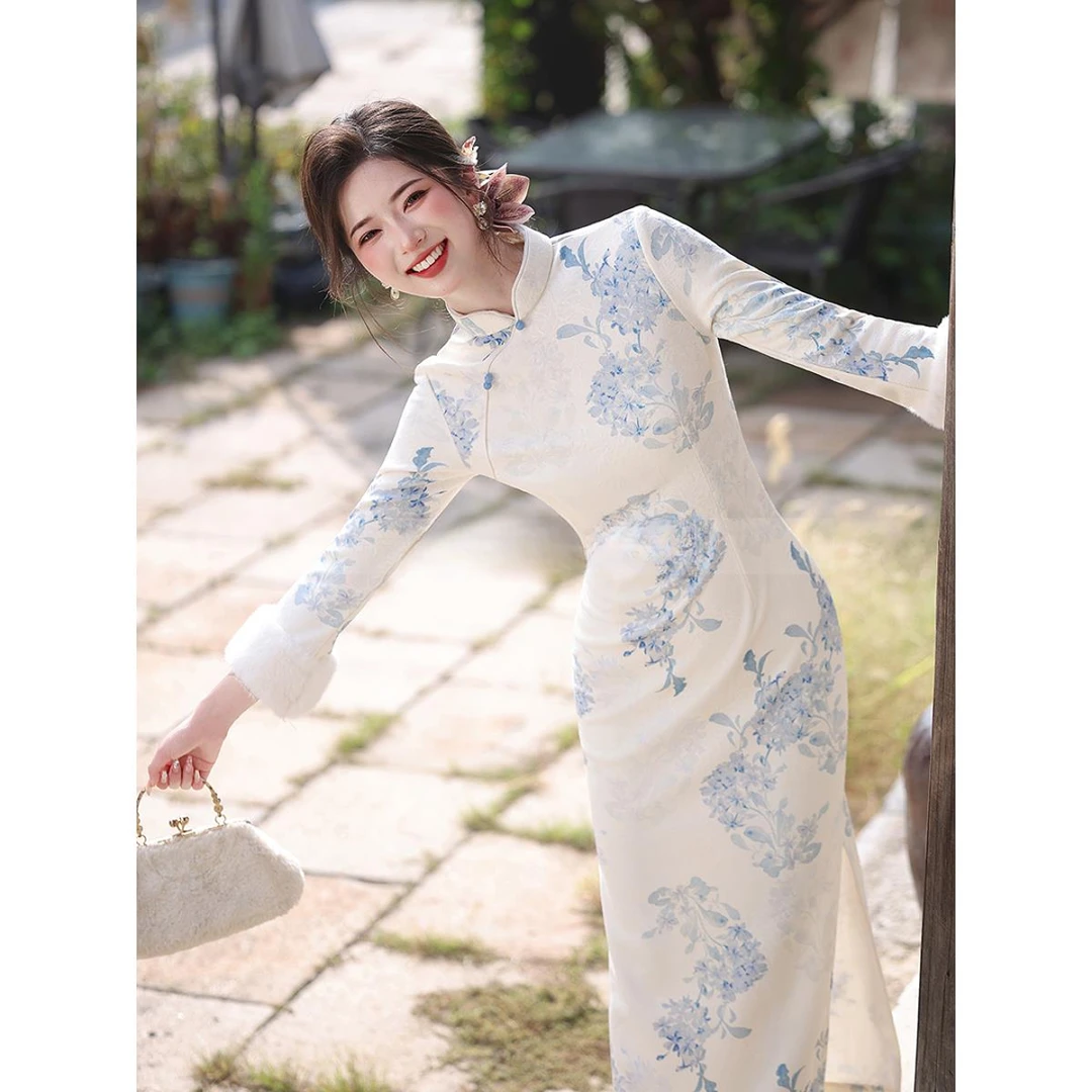 白色旗袍女新中式2025新款秋冬季长袖高级感国风改良年轻款上档次