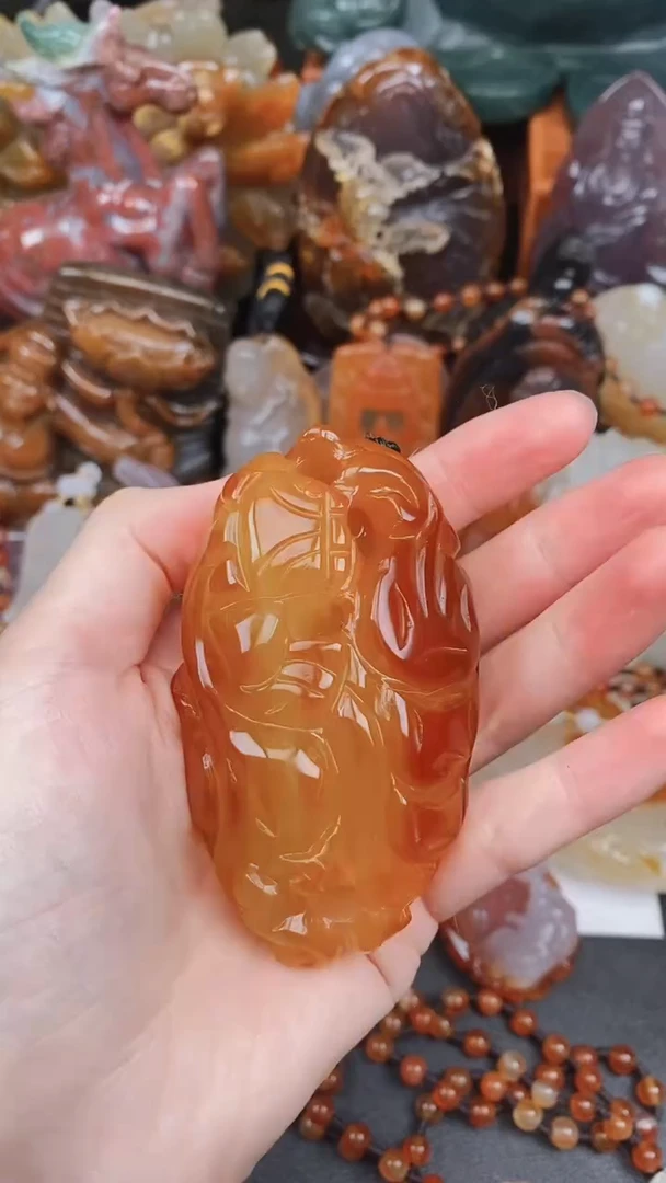 未镶嵌颈饰玛瑙/玉髓AA