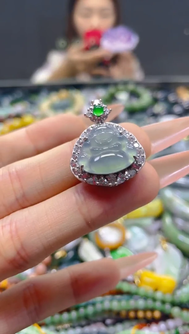 颈饰未镶嵌翡翠/W/翡翠A货，一件也是批发价