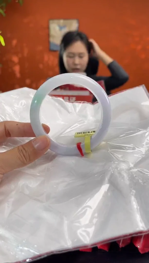 未镶嵌手镯翡翠B**y10 56