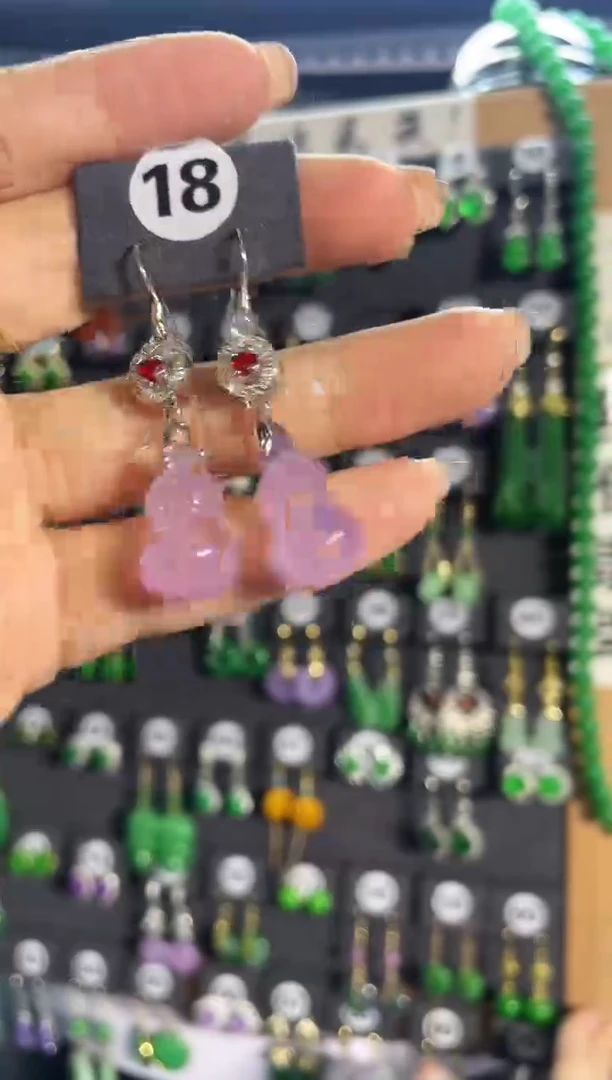 【闪购商品】翡翠耳饰银S925镶嵌18...