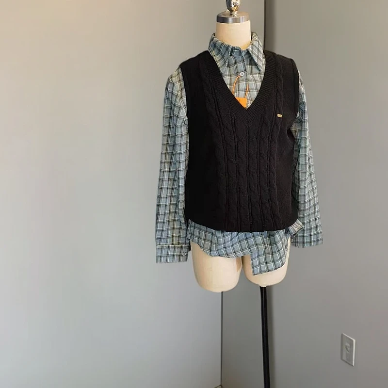 蓝灰色格子衬衫女2025秋冬软糯磨毛刺绣字母宽松慵懒风叠穿衬衣