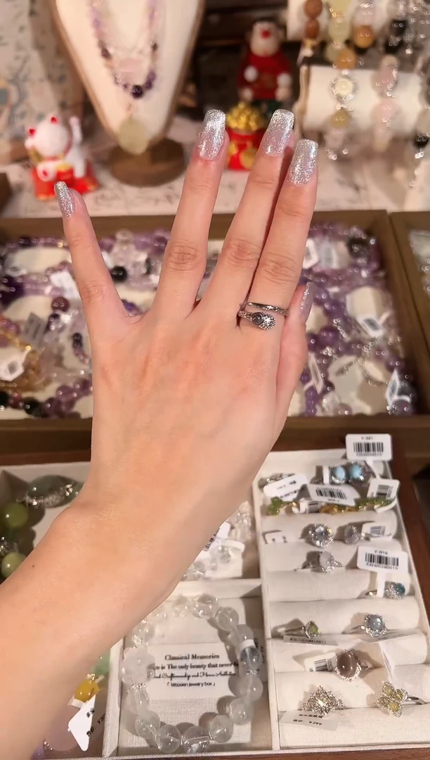 【闪购商品】水晶手链未镶嵌天然水晶 多样性发货发其一 颜色微差