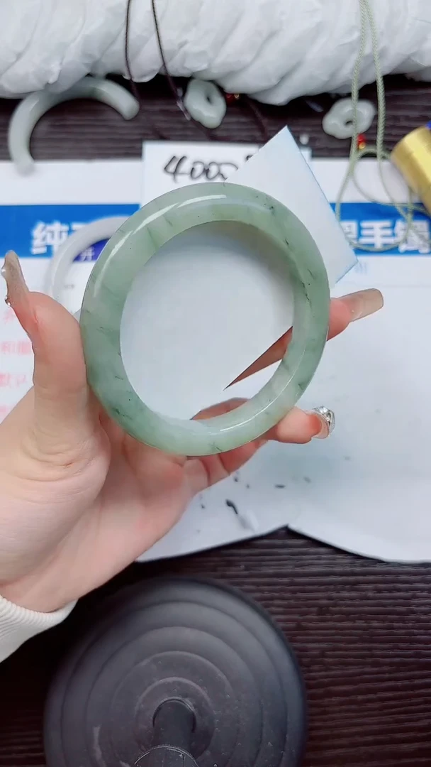 石英质玉手镯未镶嵌A68-64