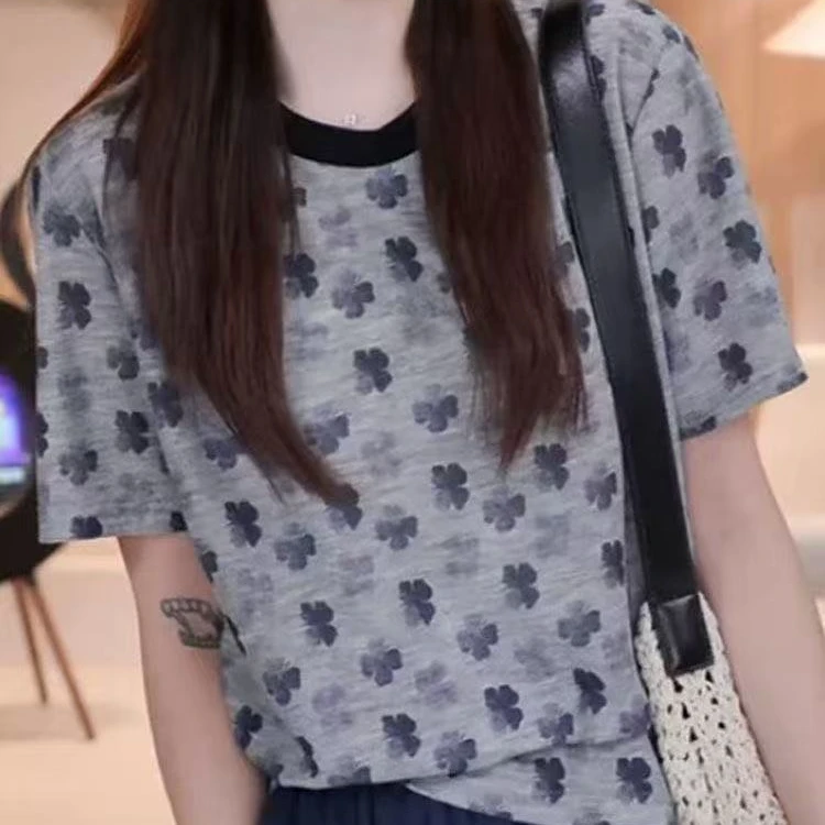 2025新款小个子百搭感减龄渐变四叶草印花短袖T恤女夏季25848