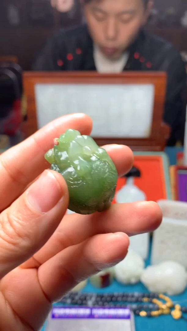 颈饰未镶嵌和田玉拍一发一