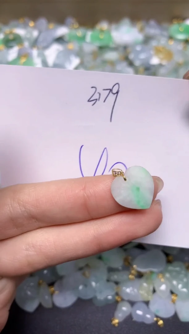 【闪购商品】翡翠颈饰18K金镶嵌 天然翡翠A货