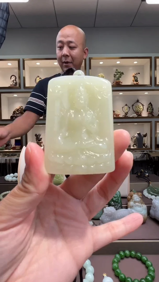 颈饰未镶嵌和田玉苏