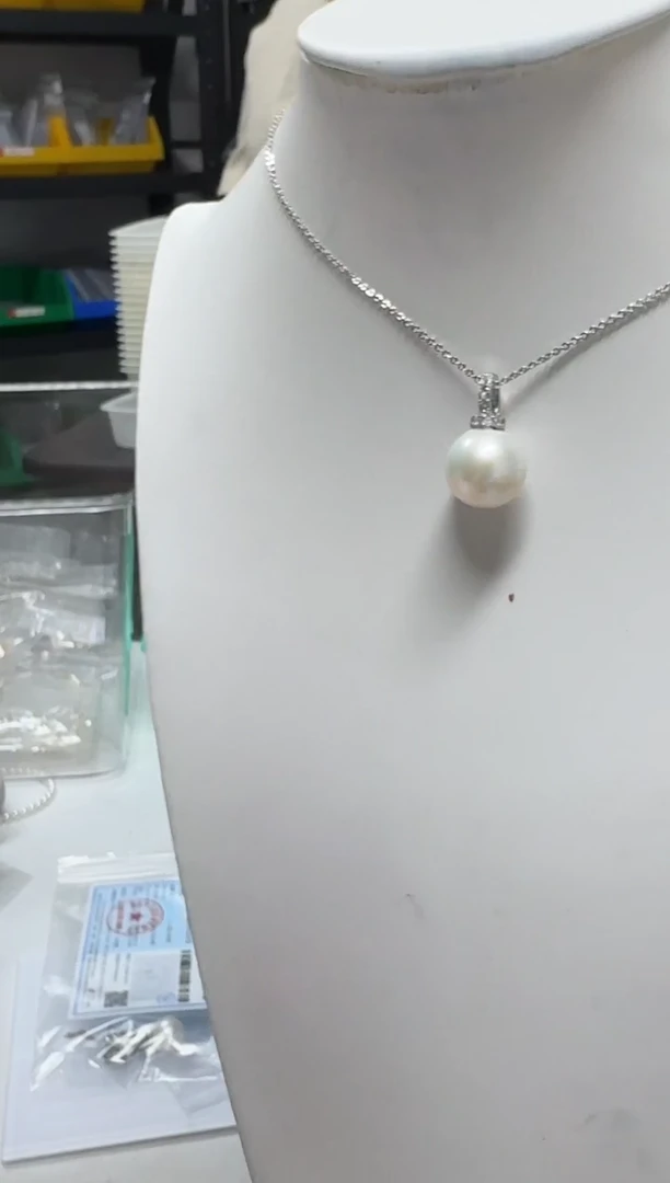 淡水珍珠银S925镶嵌吊坠(赠链)12-13mm 万能扣