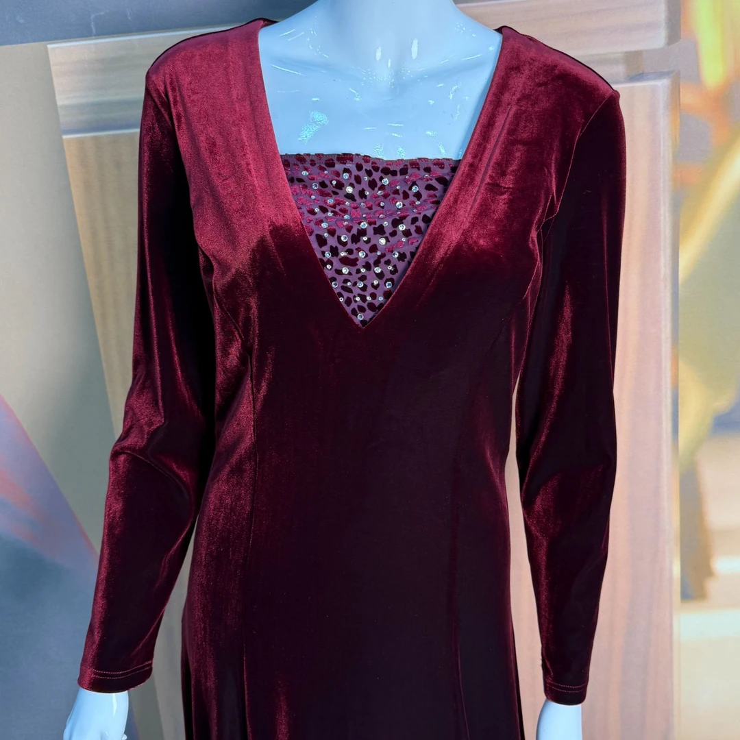 秀巧高端丝绒镶钻长裙9932款